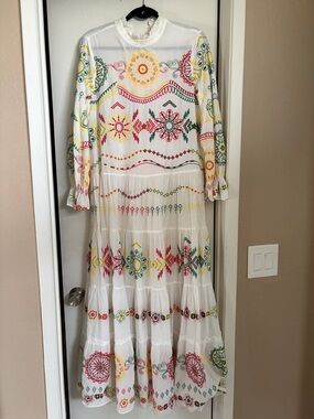 Zara White Maxi Dress with Multicolor Embroidered Motifs